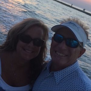 Meet your Posher, Pamela